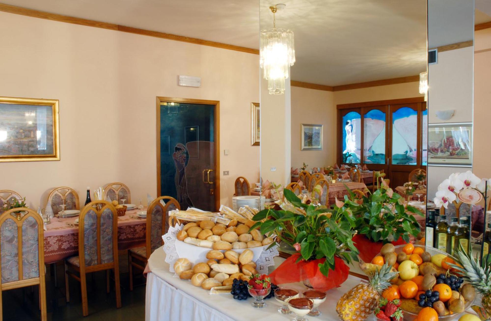 Hotel Sass Maor Fiera Di Primiero Ngoại thất bức ảnh